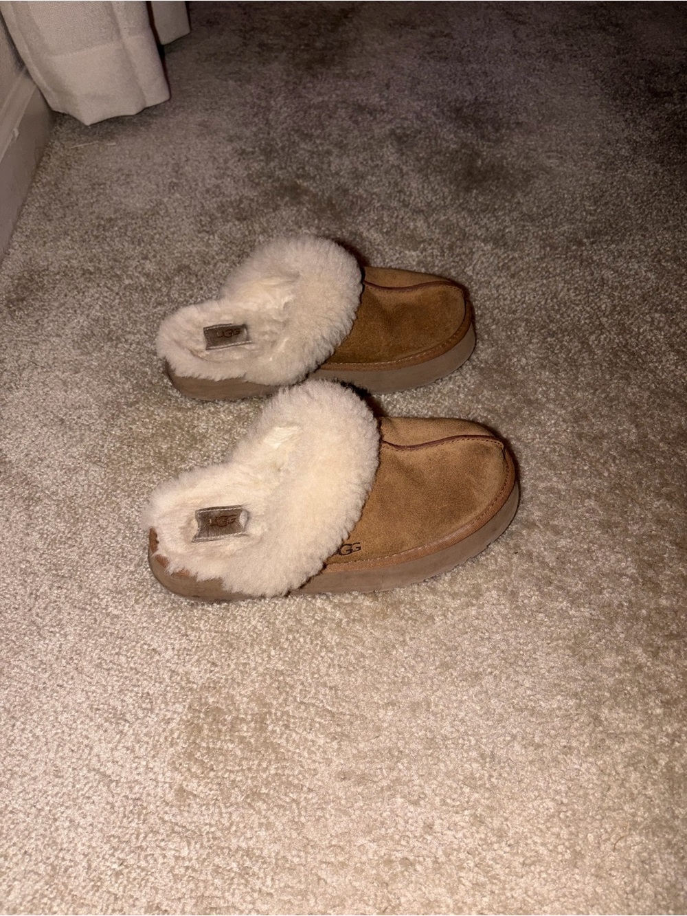 UGG Disquette Slippers